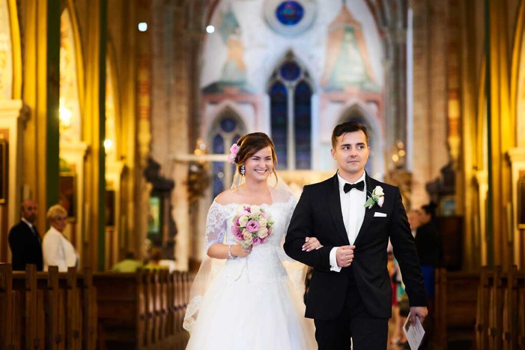 Reportaż ślubny 18 radosna panna młoda w Krakowie
