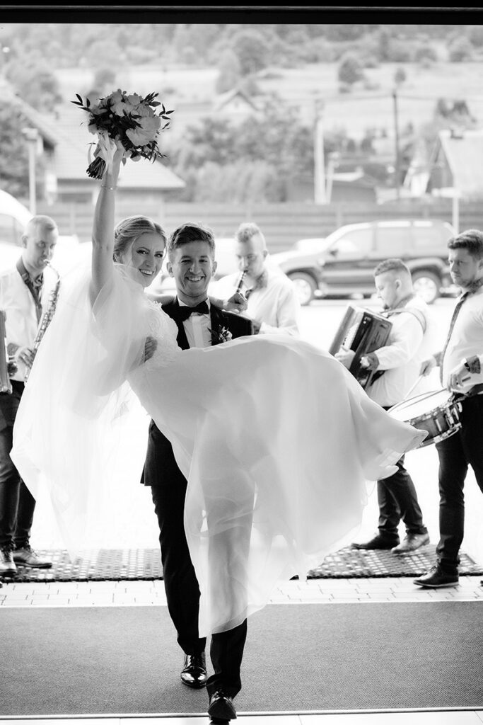 Zdjęcia ze ślubu i wesela Marioli & Jakuba 130