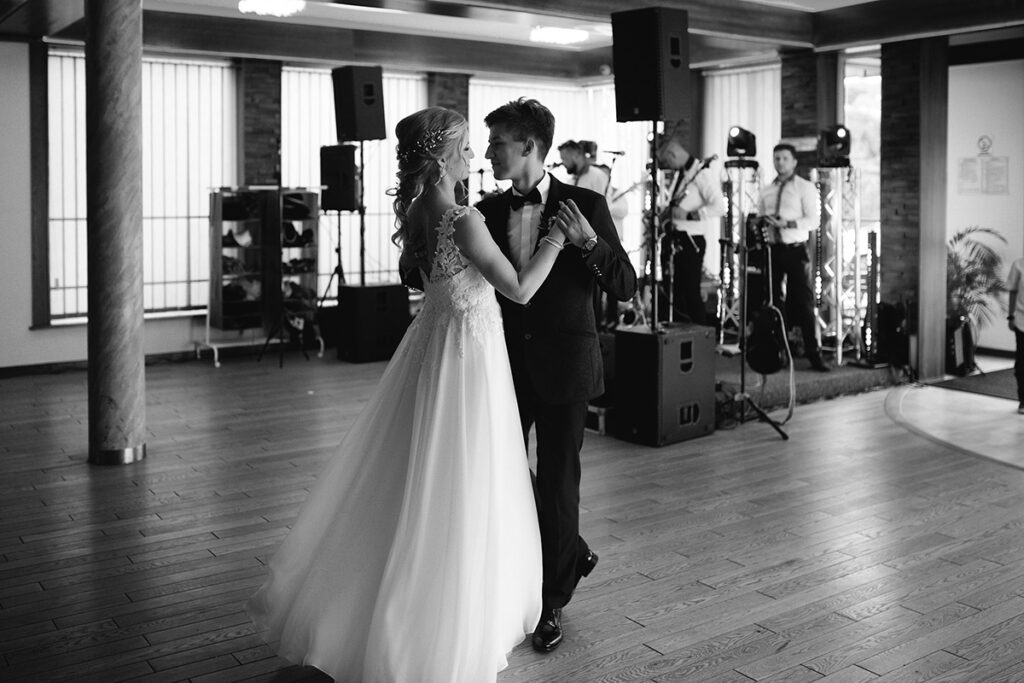Zdjęcia ze ślubu i wesela Marioli & Jakuba 150